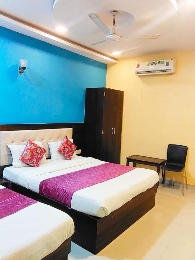 Hotel Golden Galaxy - Santacruz East Bombay Exterior foto